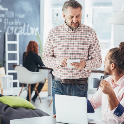 multi-generational-team-working-on-project-P2VRXUR44-min