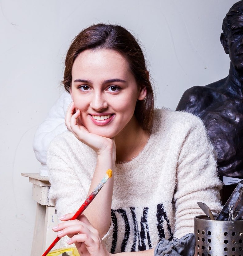 olga-guryanova-R7jwm9xtdmU-unsplash-min