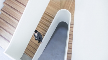 mx_6qaqayfq-raphael-koh-min